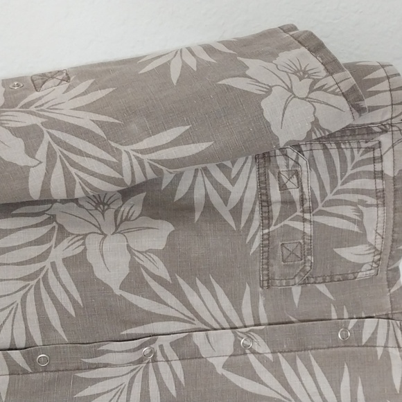 CHICOS Linen Crop Top ShirJac  Khaki Snaps Vacation Size Medium - Picture 3 of 8